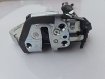 Замок боковой двери Lexus NX AYZ10L AYZ15L ZGZ10L ZGZ15L 2014-2022 Задн. Прав.