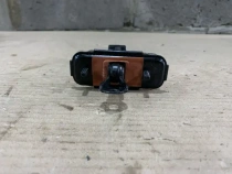 Ограничитель двери Kia Sportage QL 2015-2021 Задн. Лев.