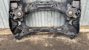 Подрамник Kia Stinger J5 2017- Перед. 