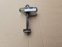 Ограничитель двери Hyundai Tucson TL 2015-2021 Задн. Прав.