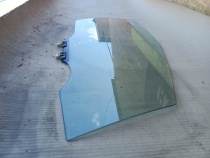 Стекло двери Toyota Corolla E210 MZEH12, NRE210, ZWE211 2020 Перед. Прав.