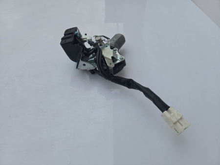 Замок двери багажника Lexus NX AYZ10L AYZ15L ZGZ10L ZGZ15L 2014-2022 Задн. 