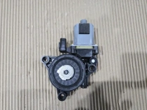 Мотор стеклоподъемника Kia Sportage QL 2015-2022 Задн. Лев.