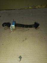 Ограничитель двери Mazda CX-5 1 KE 2011-2017 Задн. Лев.