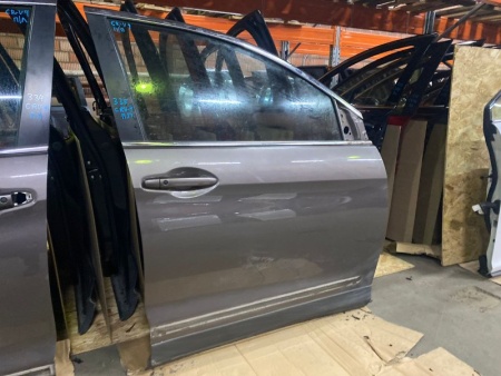 Дверь Honda CRV 4 RM 2012-2018 Перед. Прав.
