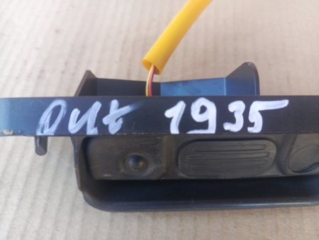 Кнопка открывания багажника Mitsubishi Outlander 3 GF 2012-2023 Задн. 