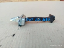 Ограничитель двери Mitsubishi Outlander 3 GF 2012-2023 Перед. Лев.