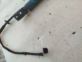 Амортизатор двери багажника Hyundai Tucson TL 2015-2021 Задн. Лев.