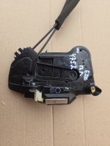 Замок боковой двери Toyota Corolla E210 MZEH12, NRE210, ZWE211 2018-2023 Перед. Лев.