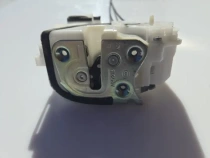 Замок двери Mitsubishi Outlander 3 GF 2012-2021 Задн. Лев.