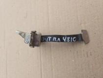 Ограничитель двери Mitsubishi Outlander 3 GF 2012-2022 Перед. Лев.