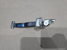 Ограничитель двери Mitsubishi Outlander 3 GF 2012-2022 Задн. Прав.