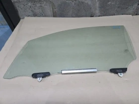 Стекло двери Toyota C-HR MAXH10 2016-2023 Перед. Лев.