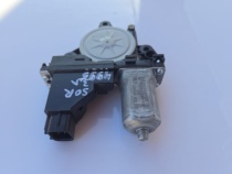 Мотор стеклоподъемника Kia Sorento Prime UM 2014-2020 Задн. Лев.