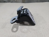 Петля двери нижняя Honda CRV 5 RW 2016- Перед. Прав.