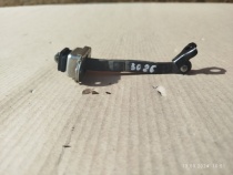 Ограничитель двери Toyota Corolla E210 MZEH12, NRE210, ZWE211 2020 Перед. Лев.