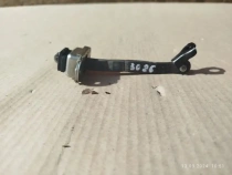 Ограничитель двери Toyota Corolla E210 MZEH12, NRE210, ZWE211 2020 Перед. Лев.