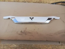 Накладка двери багажника Mitsubishi Outlander 3 GF 2012-2023 Задн. 