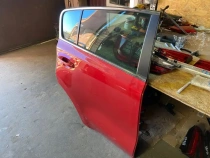 Дверь Kia Sportage QL 2015-2021 Задн. Прав.