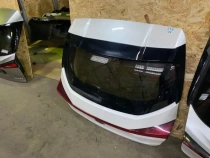 Крышка багажника Lexus UX MZAA10L MZAH10L 2018  