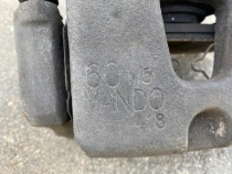 Суппорт тормозной Kia Stinger J5 2017- Перед. 