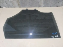 Стекло двери Nissan Qashqai J11 2013-2022 Задн. Лев.