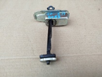 Ограничитель двери Kia Sportage QL 2015-2021 Задн. Прав.