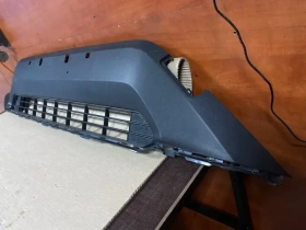 Решетка в бампер Toyota RAV4 50 XA50 2018-  