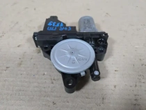 Мотор стеклоподъемника Kia Sorento Prime UM 2014-2020 Перед. Прав.