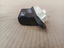 Кнопка открывания багажника Lexus NX AYZ10L AYZ15L ZGZ10L ZGZ15L 2014-2021 Задн. 