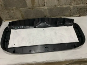 Обшивка двери багажника Mitsubishi Outlander 3 GF 2013-2021  