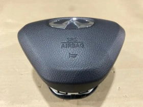 Подушка безопасности в руль Infiniti Q50 V37 2013-  