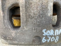 Суппорт тормозной Kia Sorento Prime UM 2014-2020 Перед. Лев.