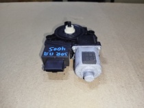 Мотор стеклоподъемника Kia Sorento Prime UM 2014-2020 Перед. Прав.