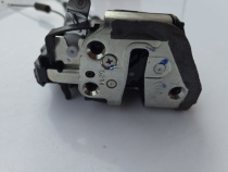 Замок боковой двери Toyota Corolla E210 MZEH12, NRE210, ZWE211 2018-2023 Задн. Лев.