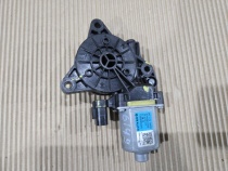 Мотор стеклоподъемника Kia Sportage QL 2015-2022 Задн. Лев.