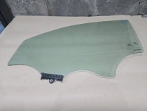 Стекло двери Hyundai Tucson TL 2015-2021 Перед. Лев.