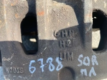 Суппорт тормозной Kia Sorento Prime UM 2014-2020 Перед. Лев.