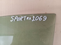 Стекло двери Kia Sportage QL 2015-2021 Перед. Лев.