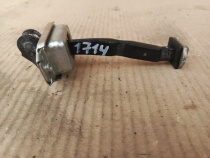 Ограничитель двери Nissan Qashqai J11 2013-2022 Задн. Прав.