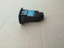 Кнопка открывания багажника Mitsubishi Outlander 3 GF 2012-2021  