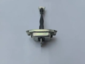 Ограничитель двери Mitsubishi Outlander 3 GF 2013-2021 Задн. Лев.