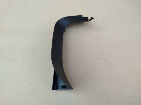 Обшивка двери багажника Lexus NX AYZ10L AYZ15L ZGZ10L ZGZ15L 2014-2021  Лев.