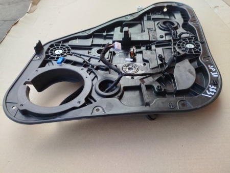 Дверная карта Kia Sportage QL 2015-2021 Задн. Лев.