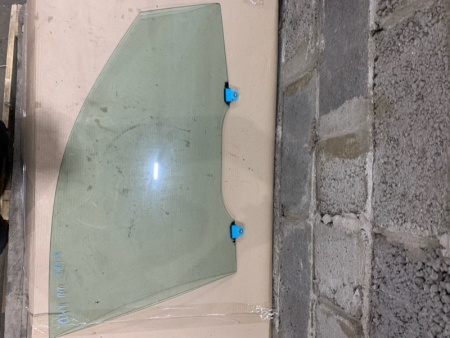 Стекло двери Mitsubishi Outlander 3 GF 2013-2021 Перед. Прав.