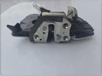 Замок боковой двери Toyota Corolla E210 MZEH12, NRE210, ZWE211 2018-2023 Перед. Прав.