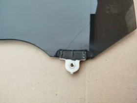 Стекло двери Mitsubishi Outlander 3 GF 2012-2021 Задн. Лев.