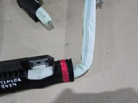 Шторка безопасности Kia Stinger J5 2017-  Прав.