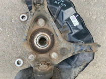 Кулак поворотный Lexus UX MZAA10L MZAH10L 2018- Перед. Прав.