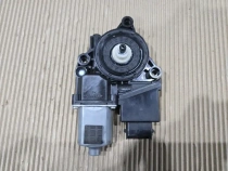 Мотор стеклоподъемника Kia Sportage QL 2015-2022 Перед. Прав.